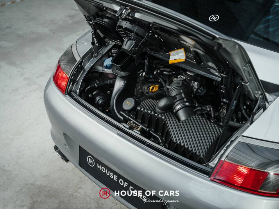 Imagen 13/24 de Porsche 911 Carrera "40 Jahre 911" (2003)