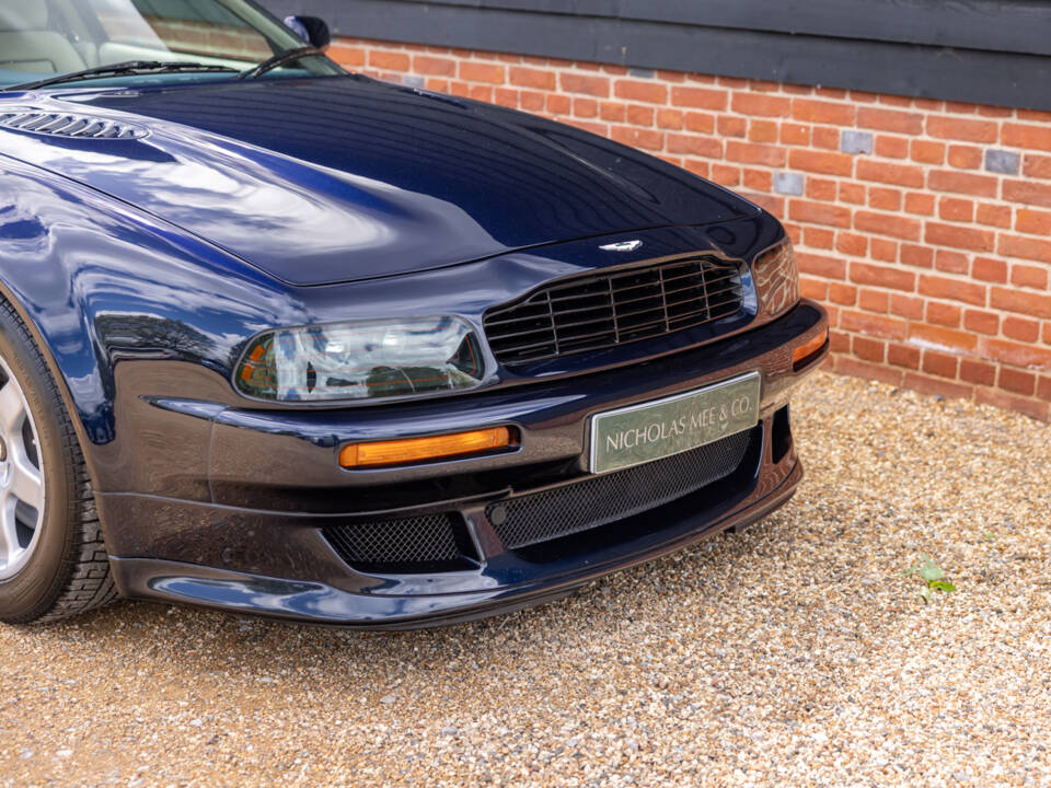 Imagen 11/65 de Aston Martin V8 Vantage V550 (1999)