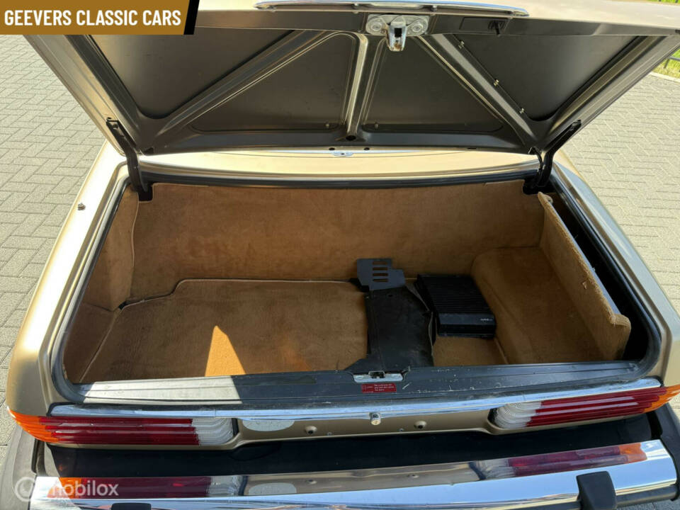 Imagen 36/41 de Mercedes-Benz 560 SL (1986)