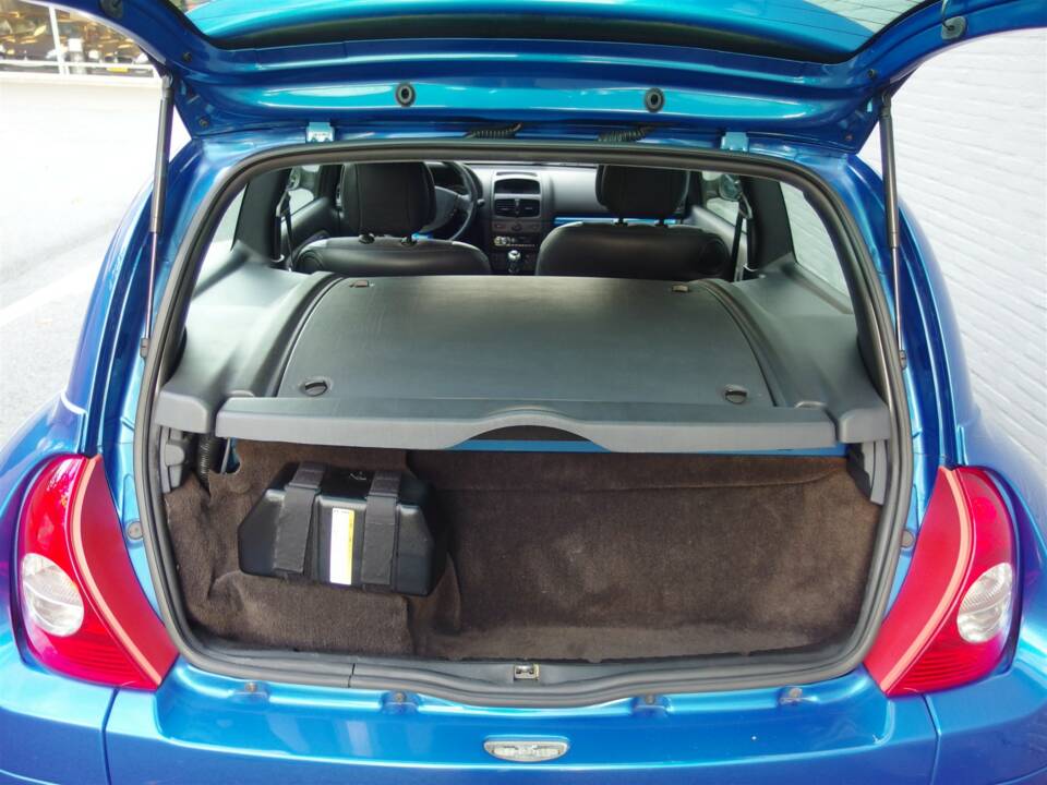 Imagen 67/100 de Renault Clio II V6 (2004)