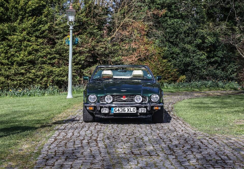 Image 6/30 of Aston Martin V8 EFi Volante (1989)
