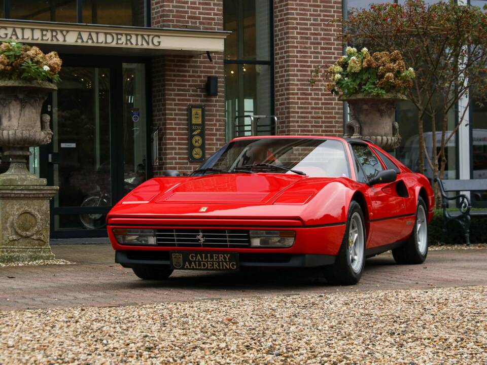 Immagine 25/50 di Ferrari 328 GTS (1986)