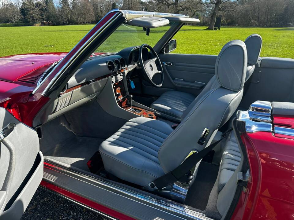 Image 23/50 de Mercedes-Benz 300 SL (1988)