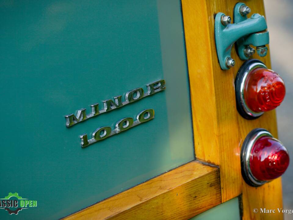 Image 29/34 de Morris Minor 1000 Traveller (1971)