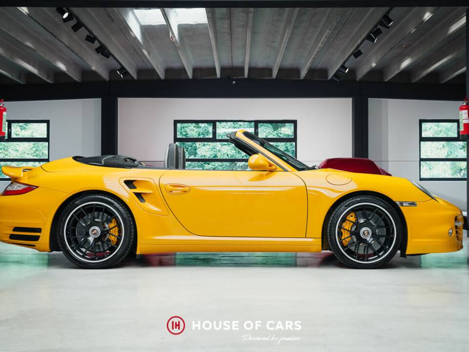 Immagine 5/24 di Porsche 911 Turbo S (2011)