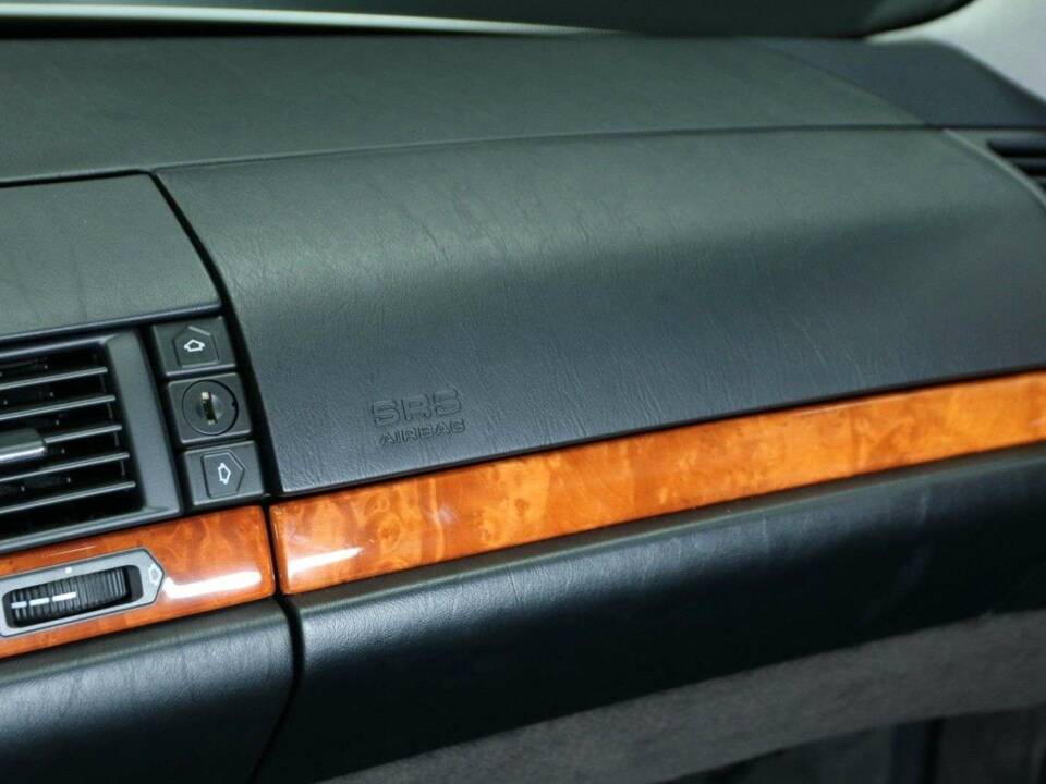 Bild 18/30 von Mercedes-Benz CL 600 (1997)
