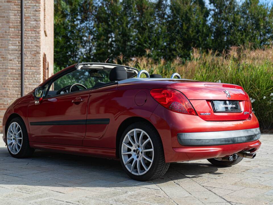 Image 11/50 of Peugeot 207 CC 1.6 VTi (2008)