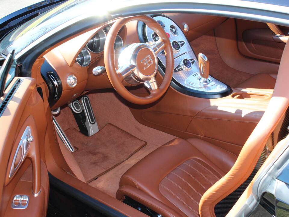 Immagine 9/18 di Bugatti Grand Sport (2011)