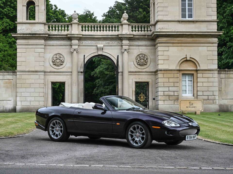Afbeelding 9/50 van Jaguar XKR (1998)