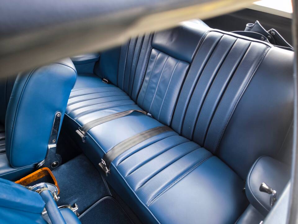 Afbeelding 16/24 van Mercedes-Benz 220 SE b (1964)