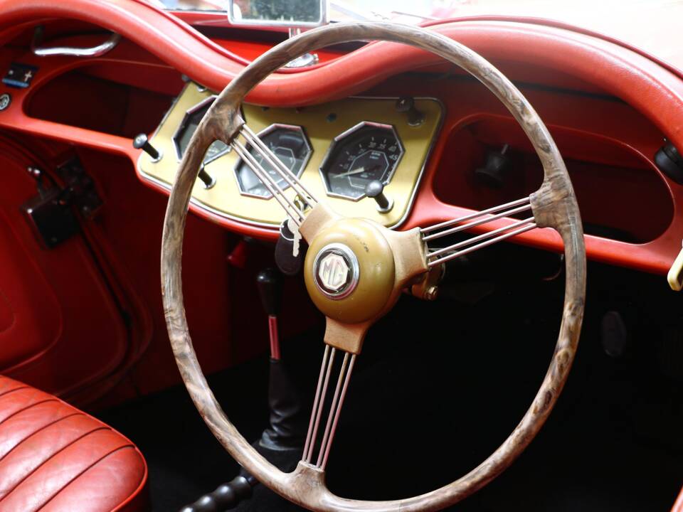 Imagen 24/32 de MG TF 1500 (1955)
