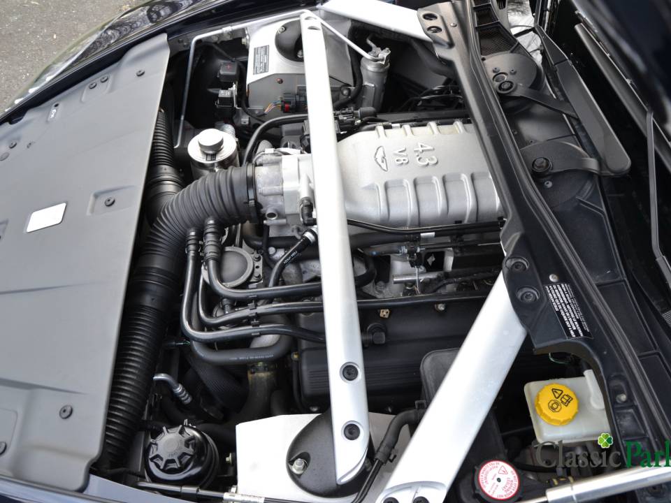 Image 48/50 de Aston Martin V8 Vantage (2007)