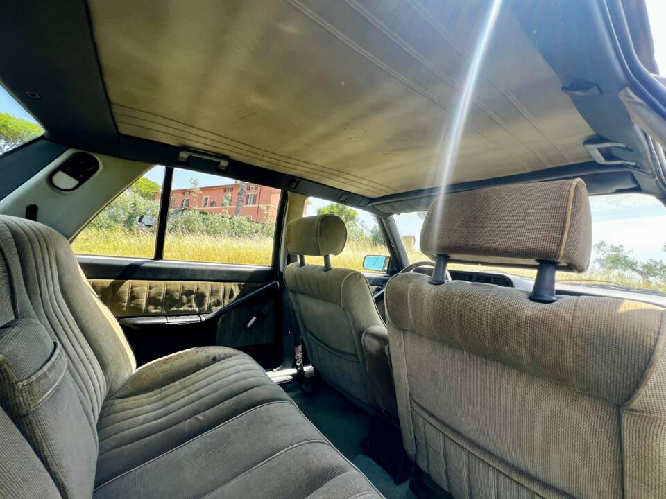 Afbeelding 54/81 van Lancia Thema I.E. (1986)