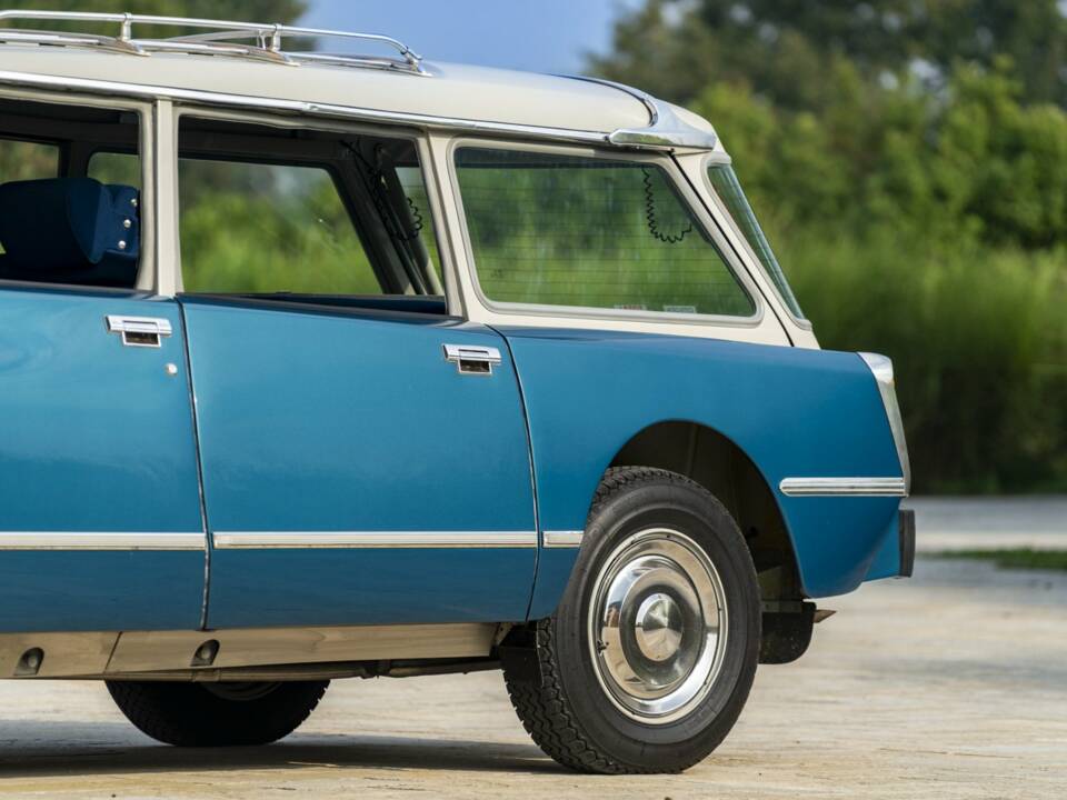 Bild 32/50 von Citroën DS 23 Break (1973)