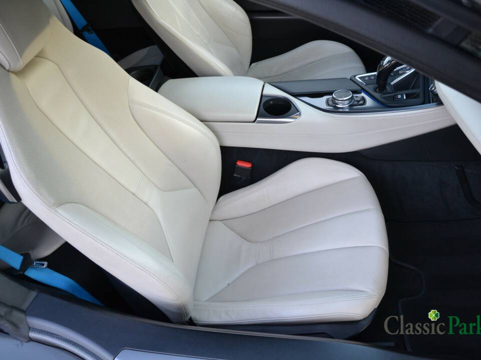 Afbeelding 20/50 van BMW i8 Coupé (2015)