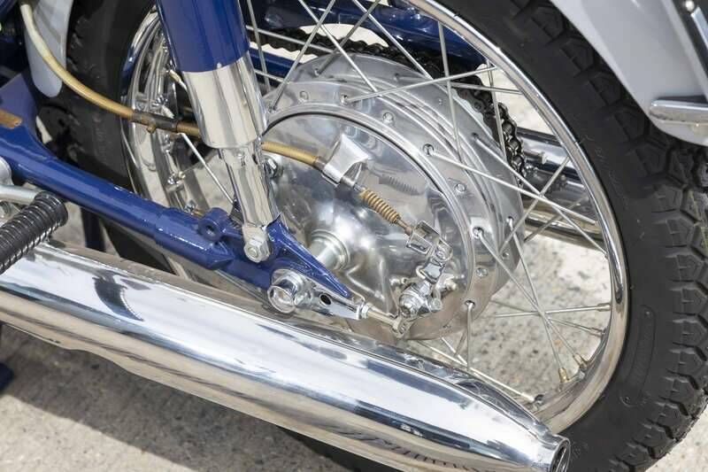 Image 37/39 of Honda CB 72 (1960)
