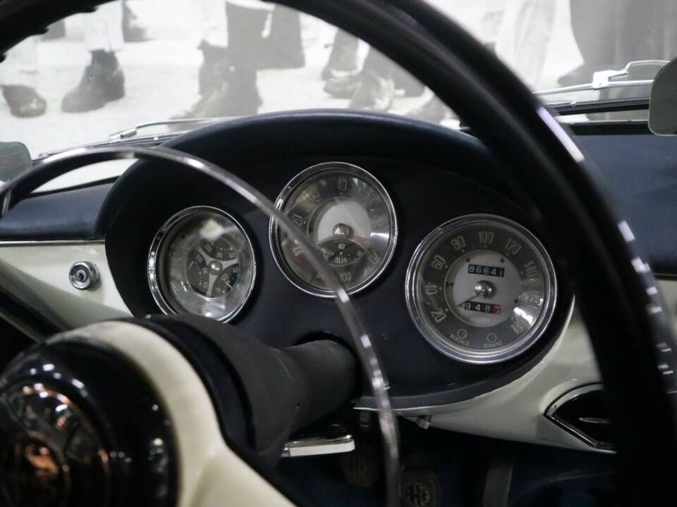 Bild 49/54 von Alfa Romeo Giulietta Sprint (1962)