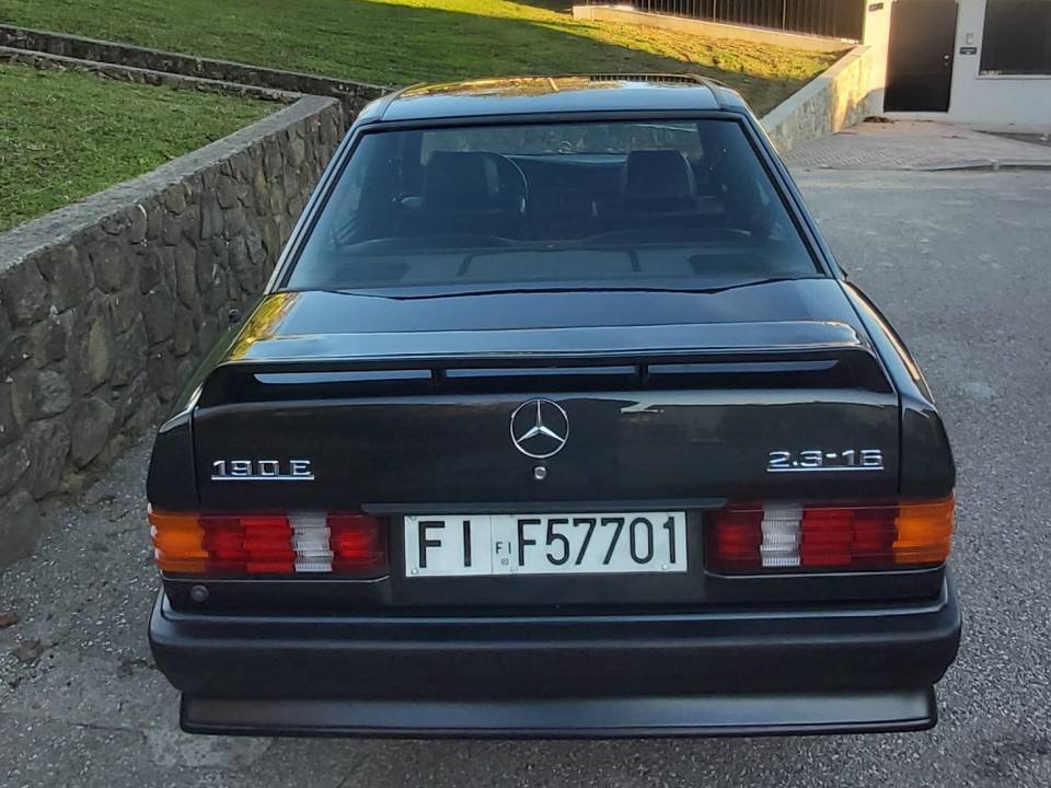 Bild 5/9 von Mercedes-Benz 190 E 2.3-16V (1986)