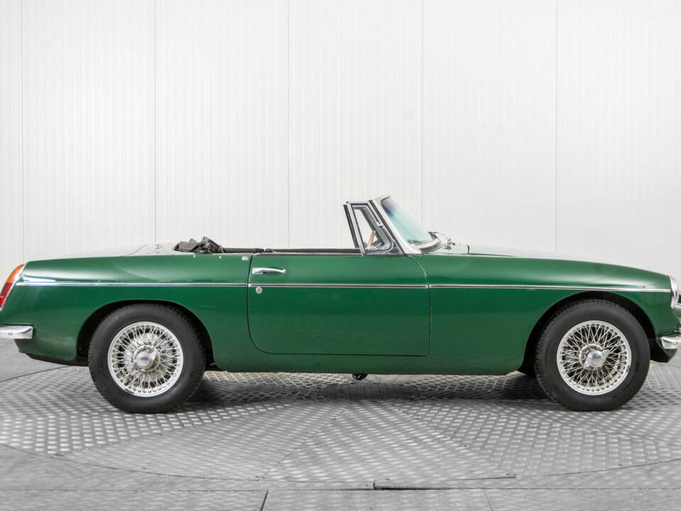 Immagine 10/50 di MG MGB (1965)
