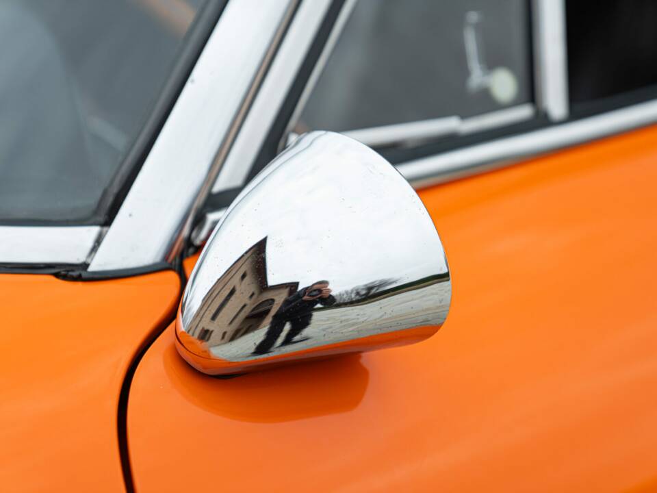 Image 29/50 of FIAT Dino 2400 Spider (1972)