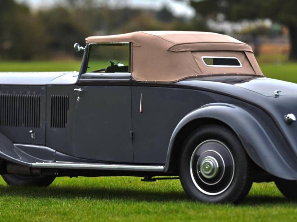 Image 30/50 of Rolls-Royce Phantom II Continental (1932)