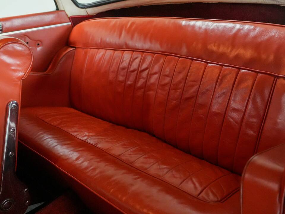 Afbeelding 4/43 van BMW 503 (1958)