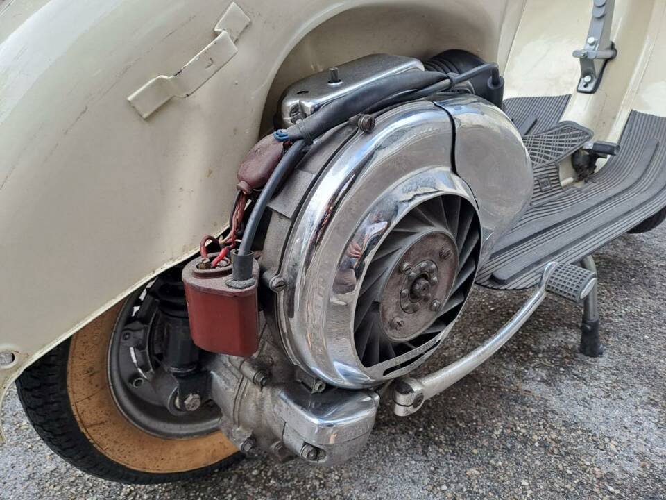 Immagine 24/35 di Piaggio Vespa 150 GL (1963)