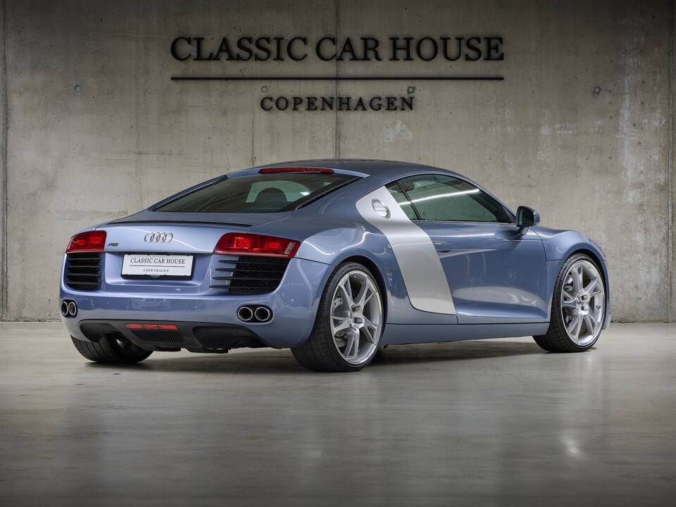 Immagine 10/96 di Audi R8 (2008)