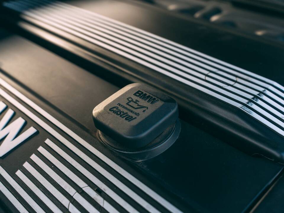 Bild 98/99 von BMW Z3 2.5 (2001)