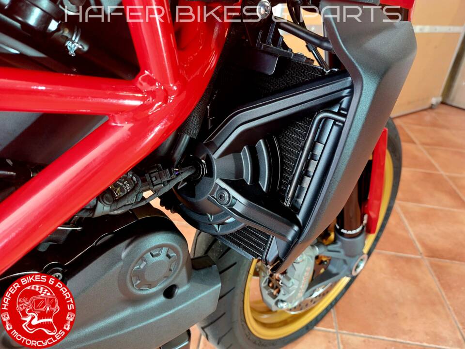 Immagine 22/40 di Ducati Hypermotard 950 (2023)