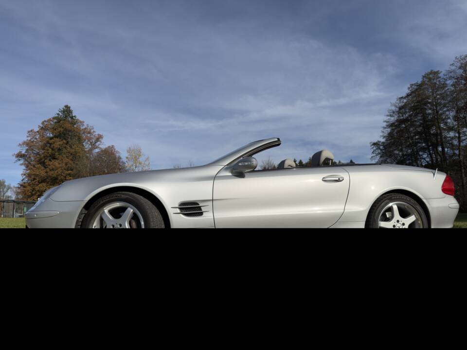 Image 2/89 of Mercedes-Benz SL 500 (2002)
