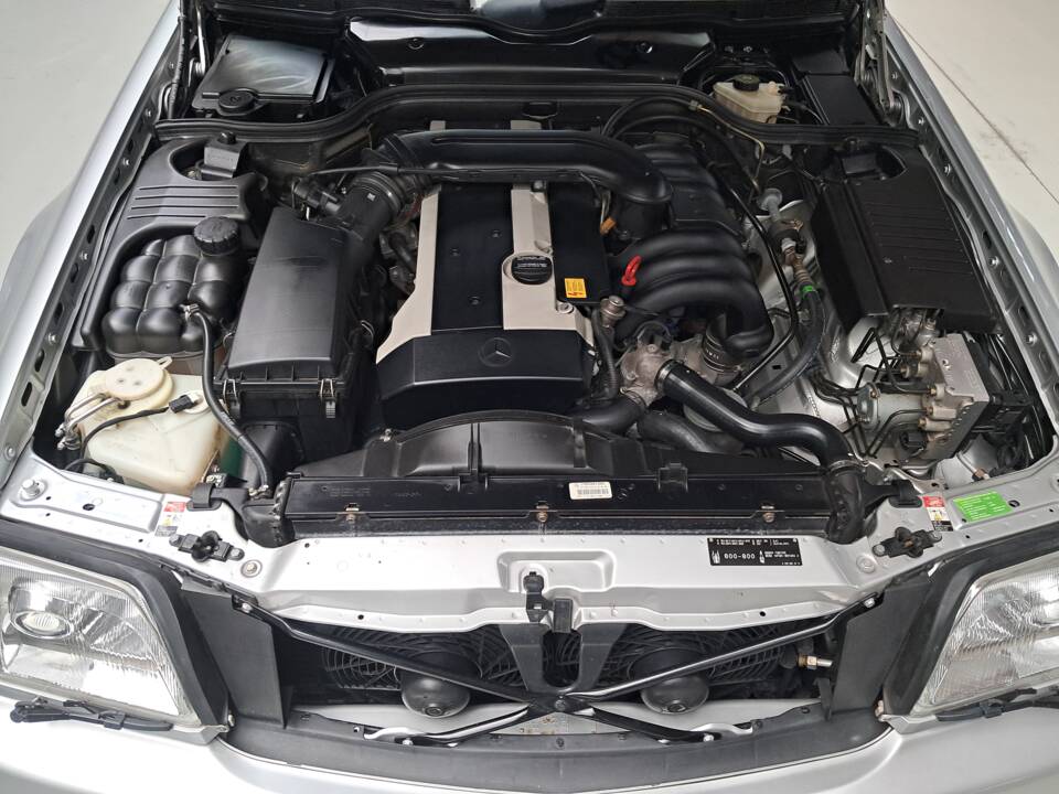 Bild 26/41 von Mercedes-Benz SL 320 (1998)