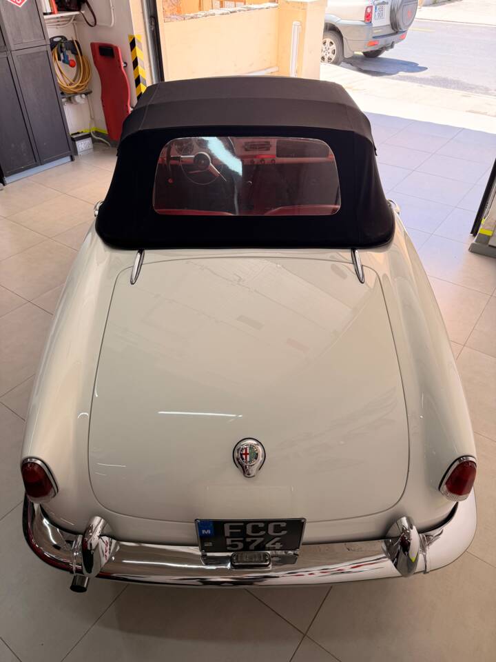 Image 54/72 of Alfa Romeo Giulietta Spider (1957)