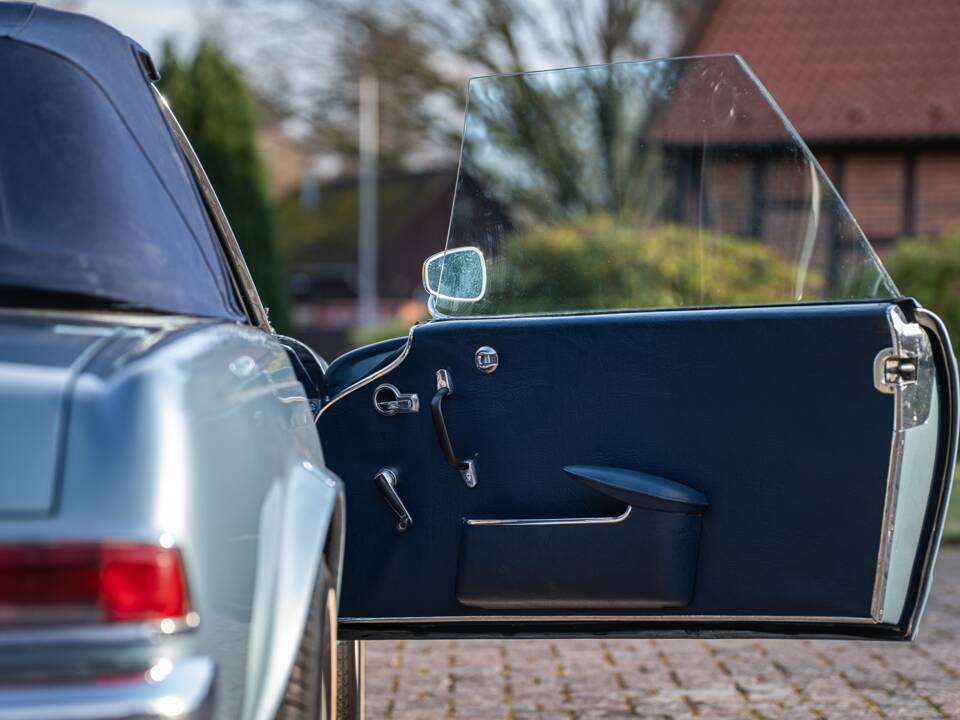 Bild 38/69 von Mercedes-Benz 230 SL (1967)