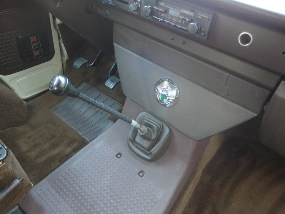 Bild 51/97 von Volkswagen T3 Westfalia 1.9 (1983)