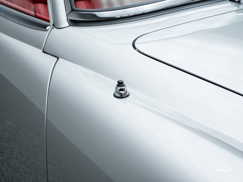 Image 27/44 of Mercedes-Benz 190 SL (1957)