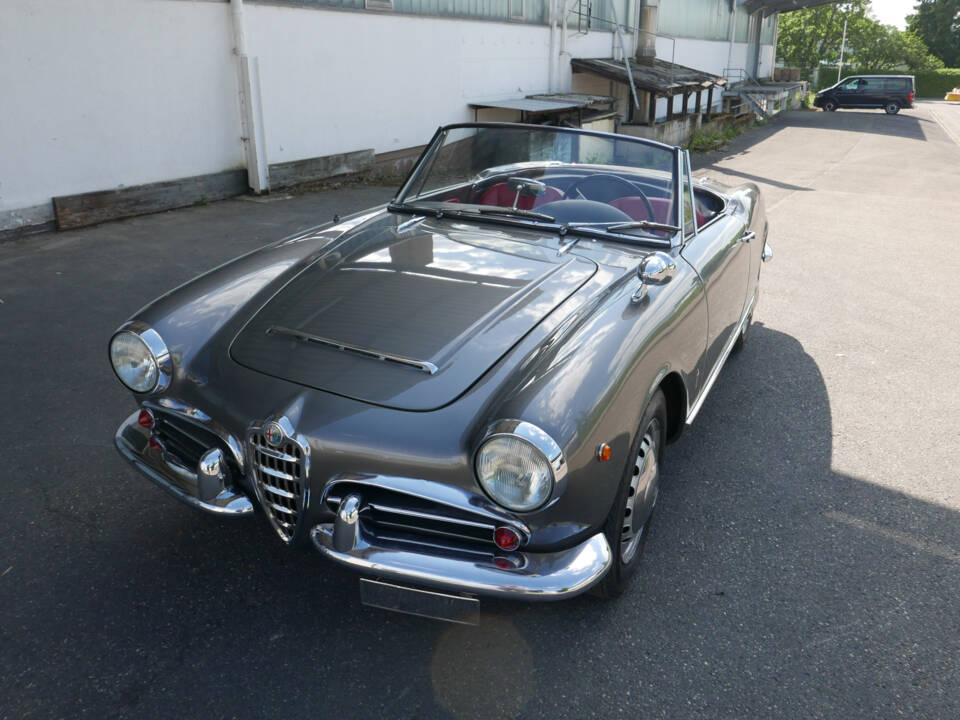 Imagen 7/68 de Alfa Romeo Giulia 1600 Spider (1964)