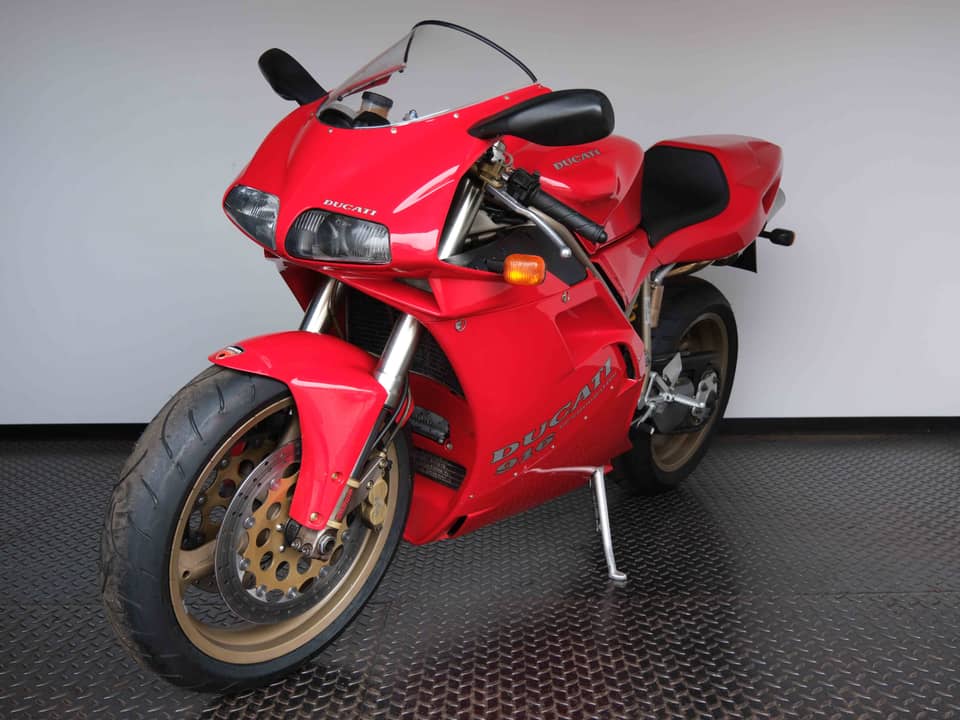 Bild 28/93 von Ducati 916 Strada (1994)
