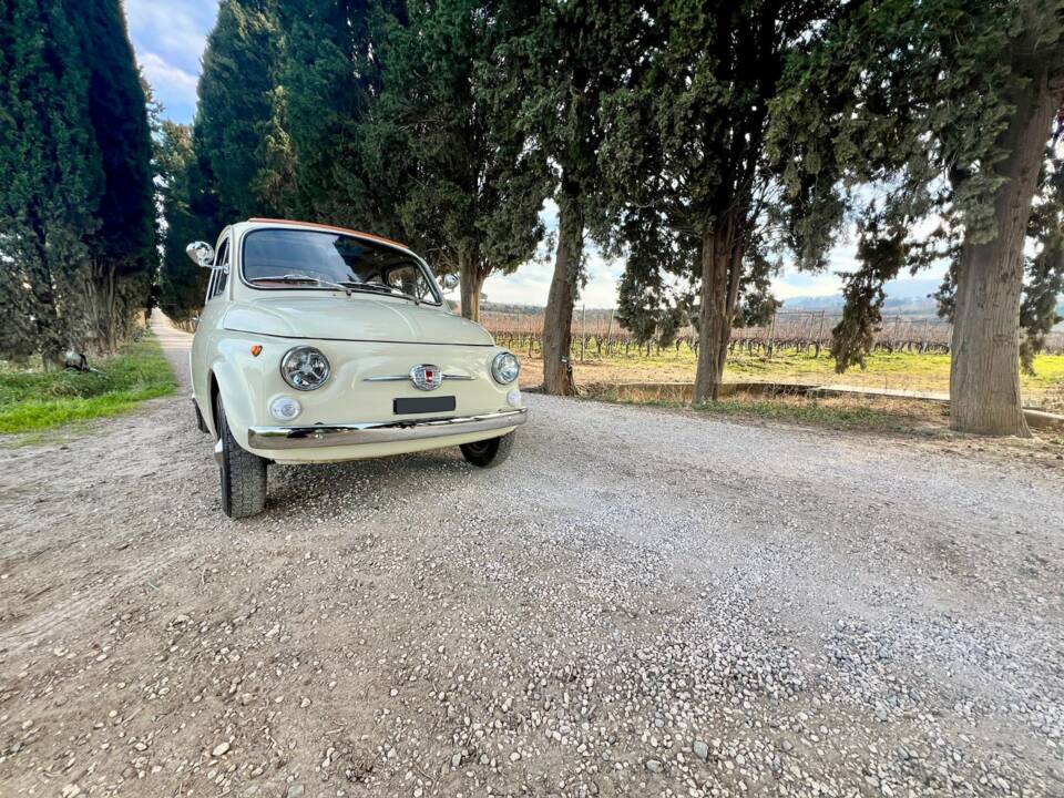 Image 7/73 of FIAT 500 F (1971)