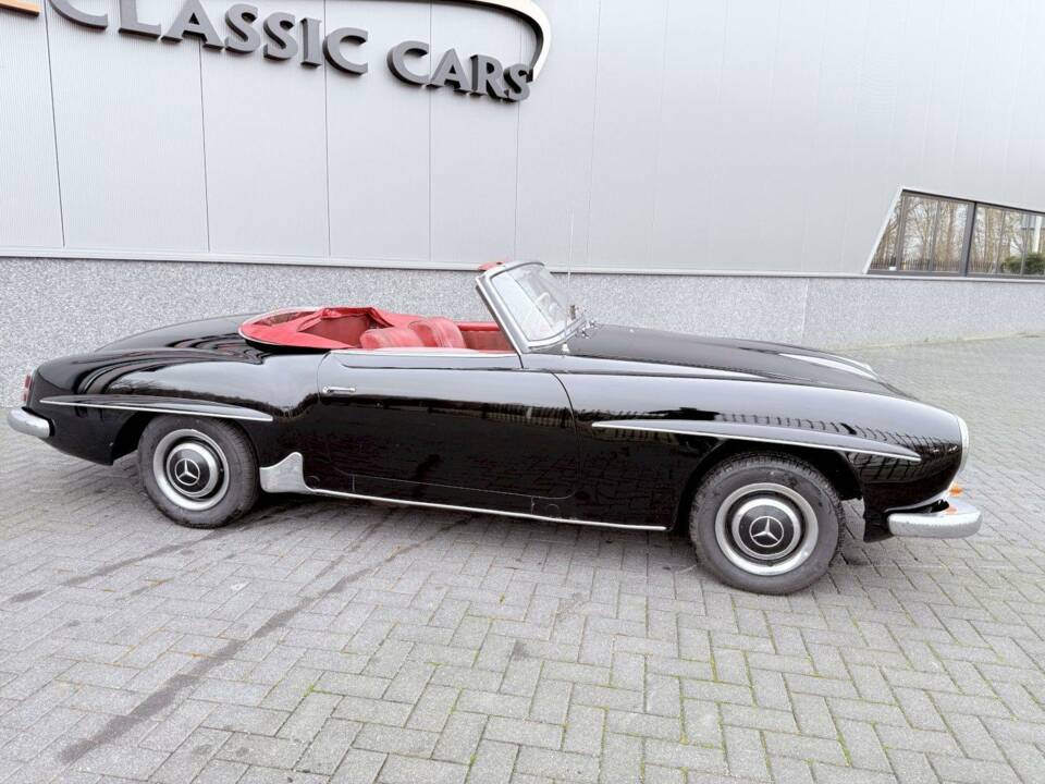 Image 7/43 of Mercedes-Benz 190 SL (1962)