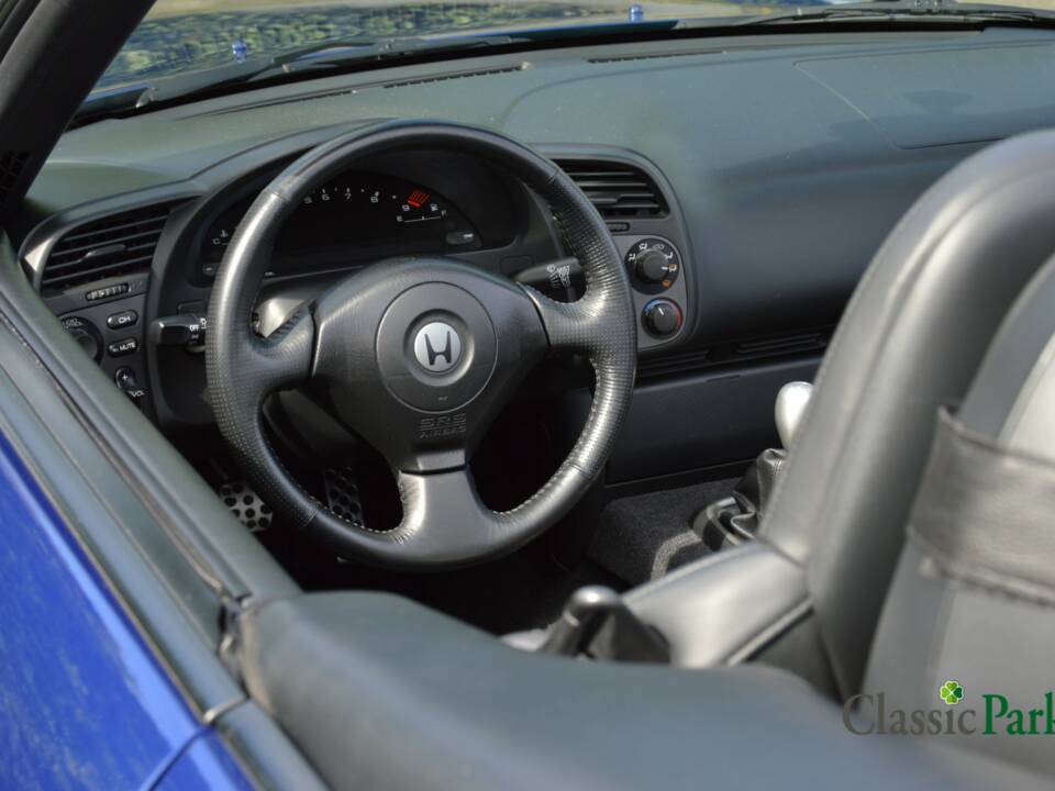Bild 33/50 von Honda S 2000 (2000)