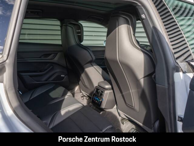 Obraz 24/31 pojazdu Porsche Taycan 4S Sport Turismo (2026)