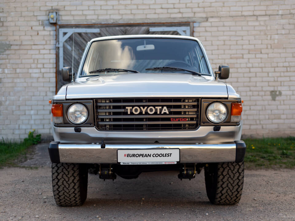 Image 27/100 of Toyota Land Cruiser HJ61 GX (1987)