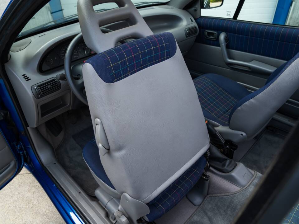 Image 65/99 of FIAT Punto 60 (1994)