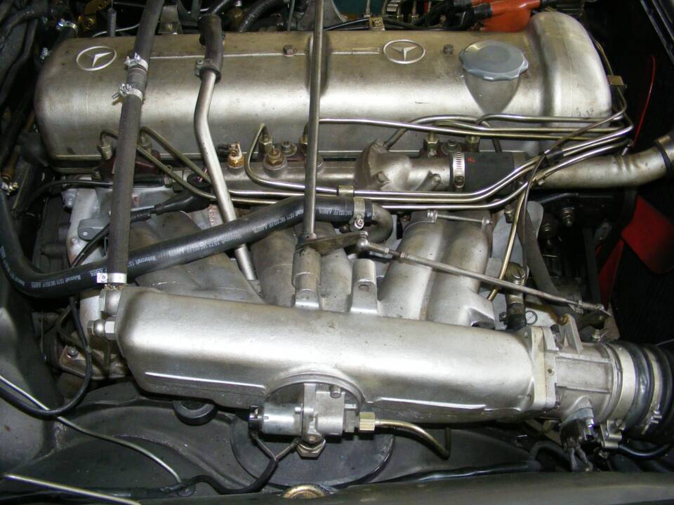 Afbeelding 48/68 van Mercedes-Benz 300 SE (1964)
