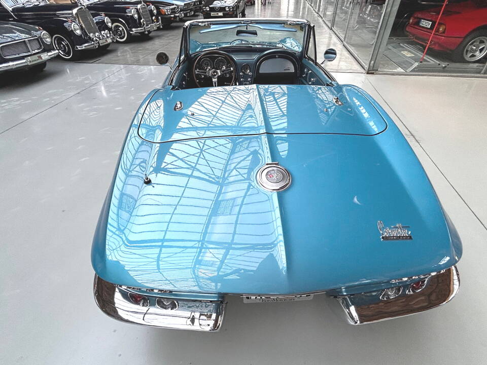 Image 24/41 of Chevrolet Corvette Sting Ray Convertible (1966)