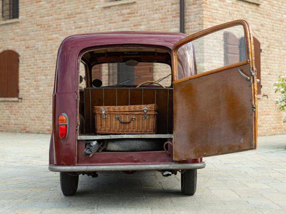 Image 10/50 of FIAT 500 A Topolino Giardiniera (1949)