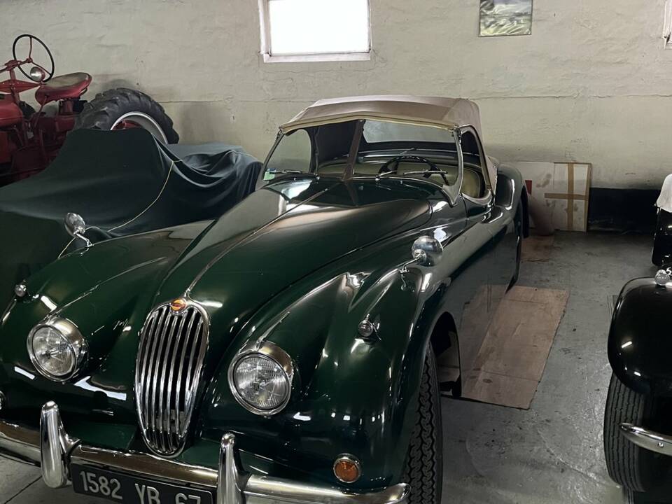 Imagen 8/8 de Jaguar XK 140 OTS (1956)