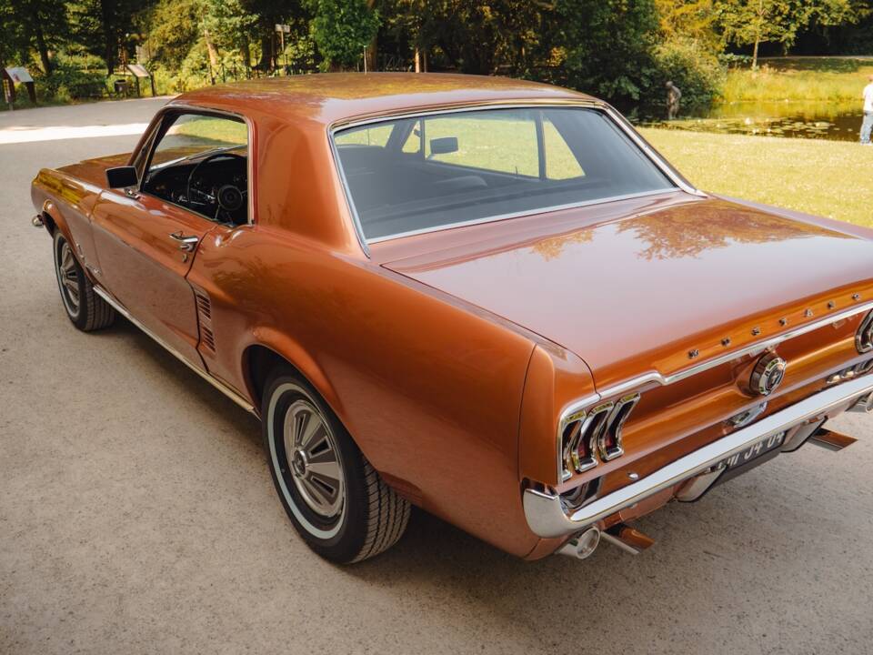 Image 53/81 of Ford Mustang 289 (1967)
