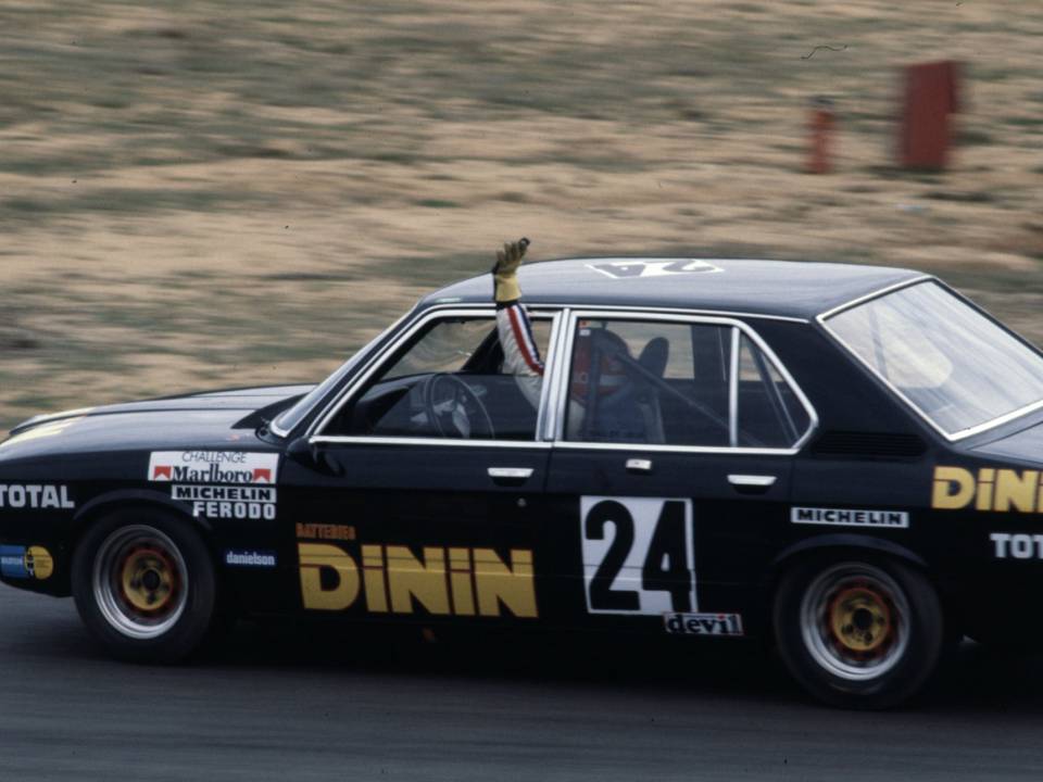 Image 38/50 of BMW 530i (1977)